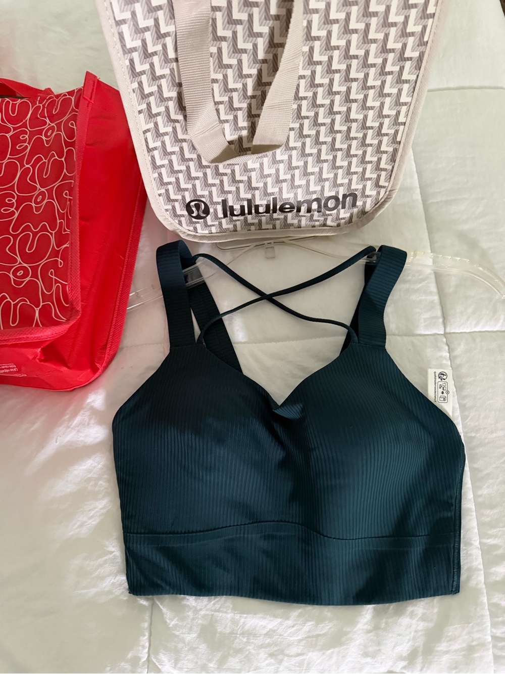 New Lululemon like a cloud  Ribbed Longline Sports Bra with Crisscross Straps